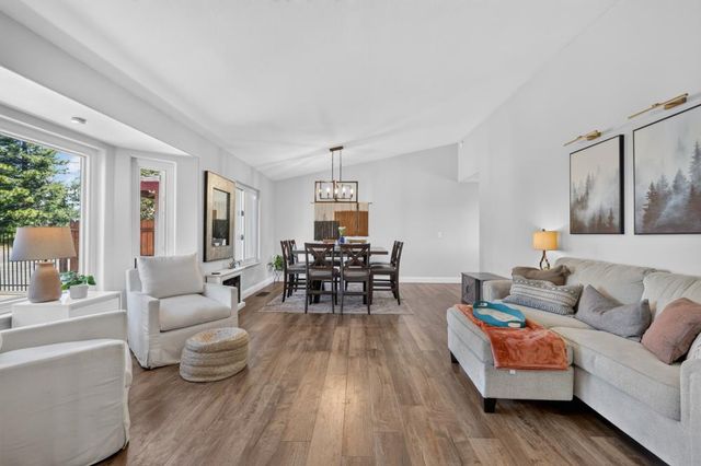4820 Shooting Star Rd, Pollock Pines, CA 95726