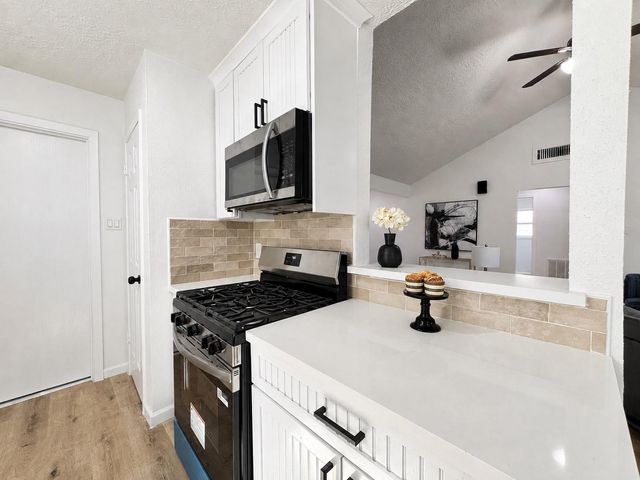 2703 Northern Drive, League City, TX 77573
