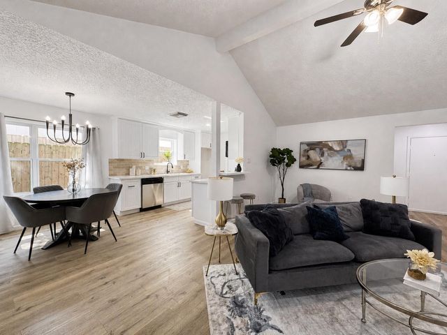 2703 Northern Drive, League City, TX 77573