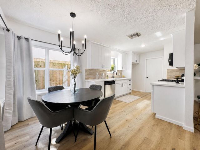 2703 Northern Drive, League City, TX 77573