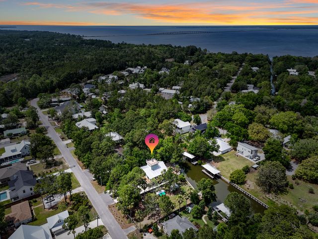 398 W Point Washington Road, Santa Rosa Beach, FL 32459