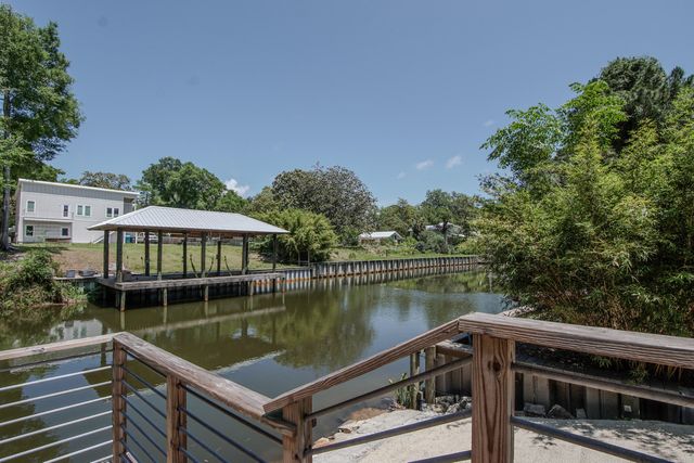 398 W Point Washington Road, Santa Rosa Beach, FL 32459