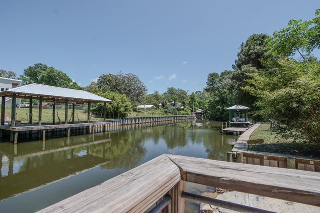 398 W Point Washington Road, Santa Rosa Beach, FL 32459