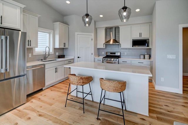 6620 Grouse Woods Road, Deforest, WI 53532