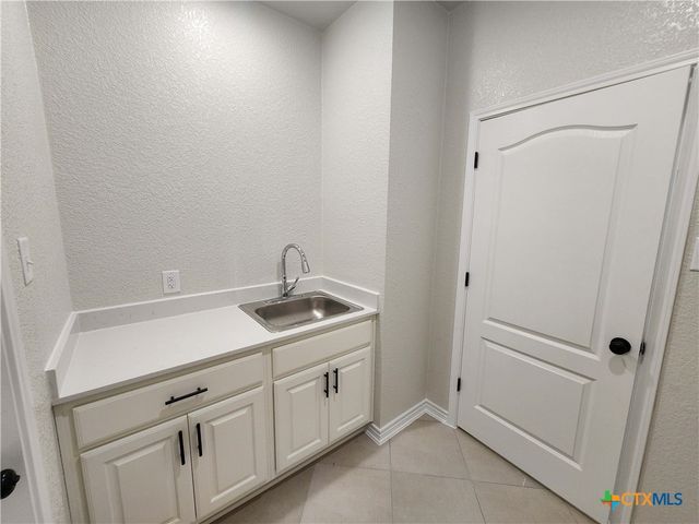 700 Golden Eagle Drive, Salado, TX 76571