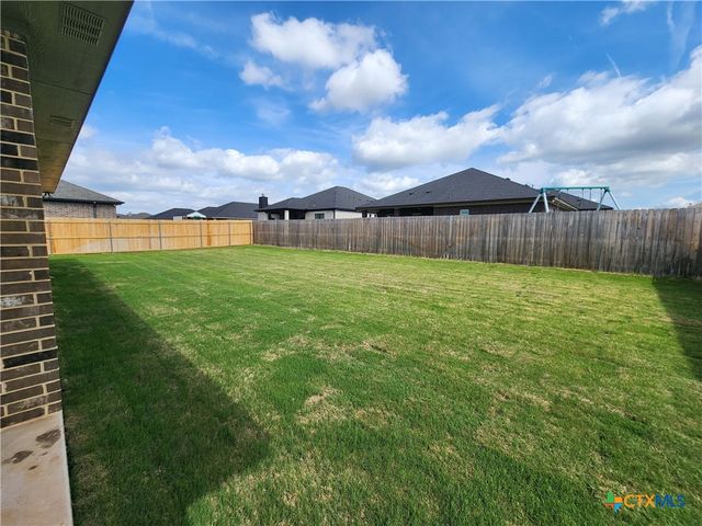 700 Golden Eagle Drive, Salado, TX 76571