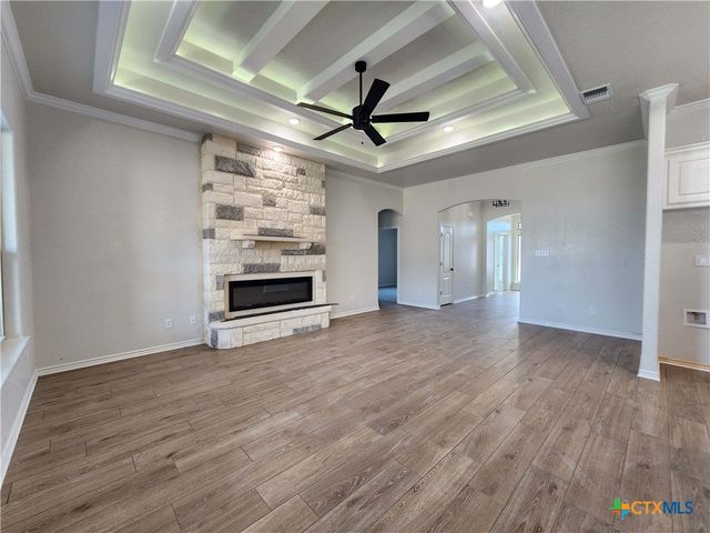 700 Golden Eagle Drive, Salado, TX 76571