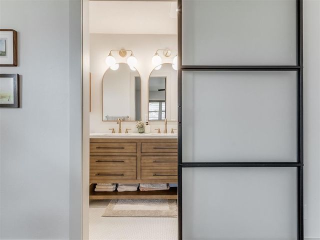 8900 Nichols Road, The Village, OK 73120