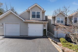 12 Mariano Court, Franklin Twsp, NJ 08873