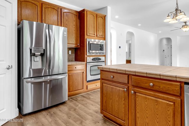 6480 Citori Drive, Sparks, NV 89436