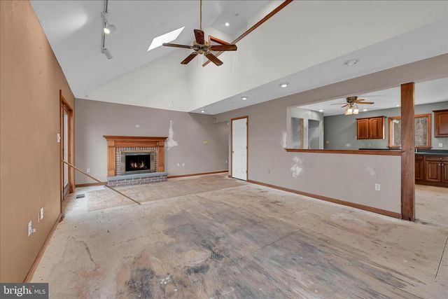 960 FABERS RD, Reading, PA 19606