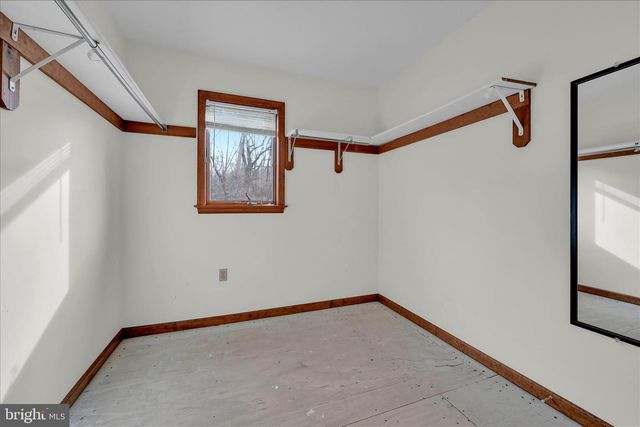 960 FABERS RD, Reading, PA 19606