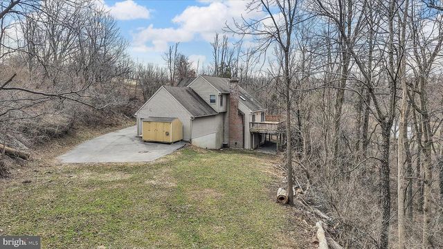 960 FABERS RD, Reading, PA 19606