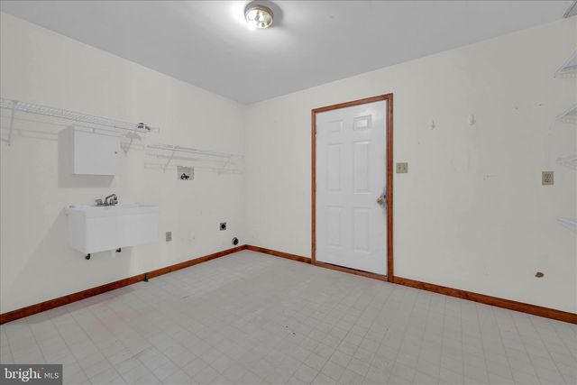 960 FABERS RD, Reading, PA 19606