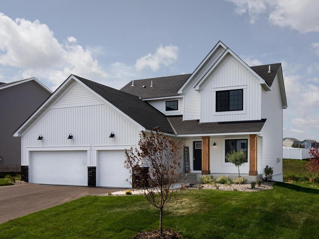 17961 Hidden Creek Trail, Lakeville, MN 55044