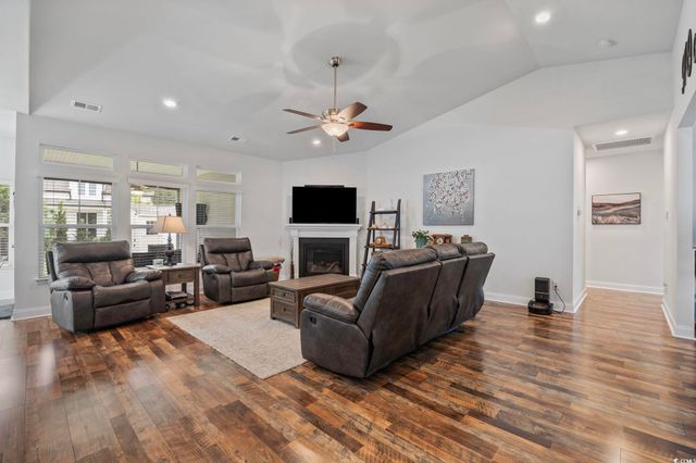 1201 Ficus Dr., Myrtle Beach, SC 29579
