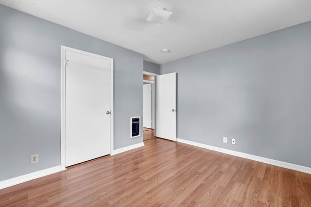 909 Lucas Ln, Clarksville, TN 37040