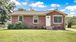 909 Lucas Ln, Clarksville, TN 37040