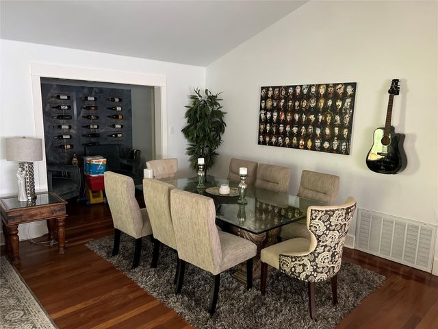 1503 Betty Jo DR, Austin, TX 78704