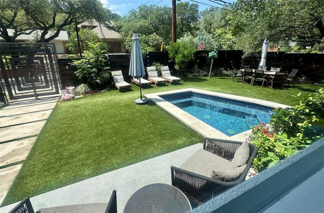1503 Betty Jo DR, Austin, TX 78704
