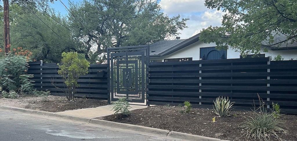 1503 Betty Jo DR, Austin, TX 78704
