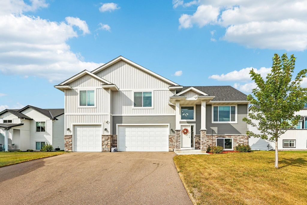 1609 11th Street NE, Buffalo, MN 55313 — exterior