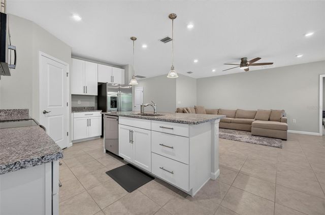 306 EAGLE HARBOR WAY, Daytona Beach, FL 32124