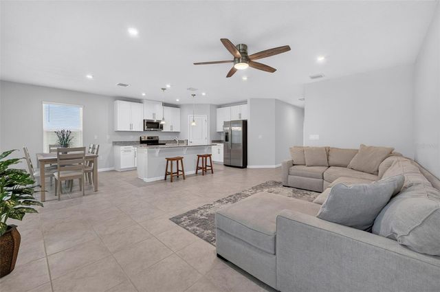 306 EAGLE HARBOR WAY, Daytona Beach, FL 32124