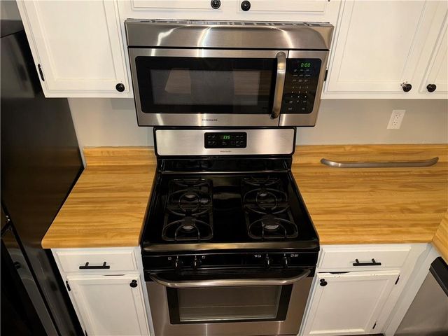 11 Doranne SE Court, Smyrna, GA 30080