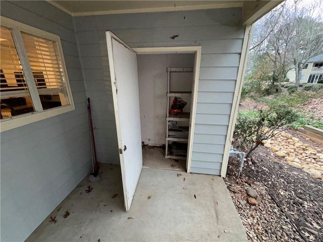 11 Doranne SE Court, Smyrna, GA 30080