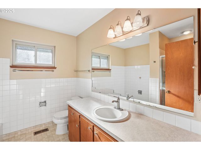 7200 Sw WILSON Ave, Beaverton, OR 97008