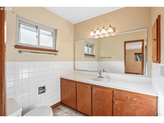 7200 Sw WILSON Ave, Beaverton, OR 97008