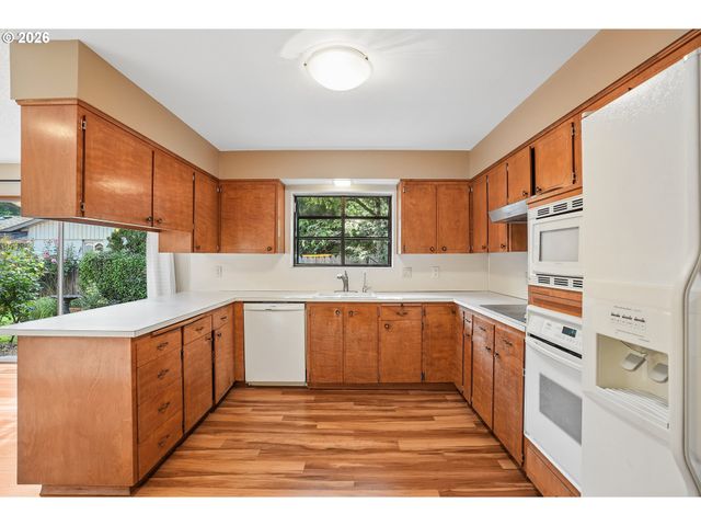 7200 Sw WILSON Ave, Beaverton, OR 97008