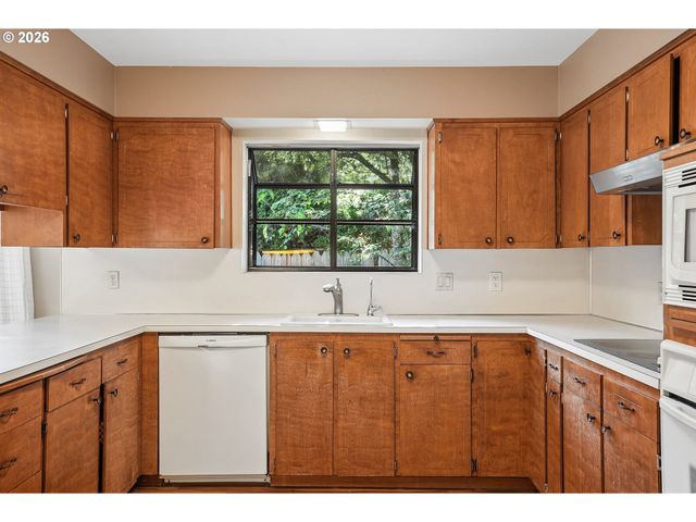 7200 Sw WILSON Ave, Beaverton, OR 97008