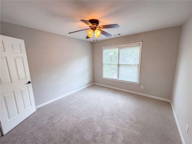 7047 Tree House Way, Flowery Branch, GA 30542