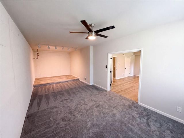 7047 Tree House Way, Flowery Branch, GA 30542