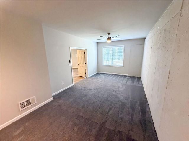 7047 Tree House Way, Flowery Branch, GA 30542