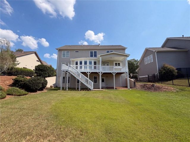 7047 Tree House Way, Flowery Branch, GA 30542
