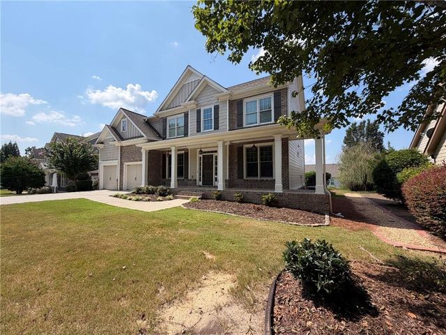 7047 Tree House Way, Flowery Branch, GA 30542