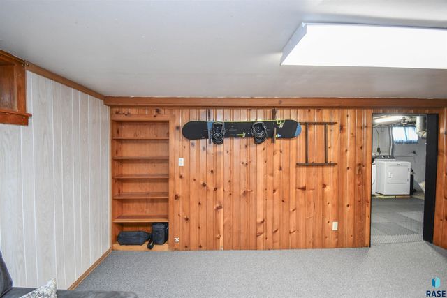 213 W 42nd St Street, Sioux Falls, SD 57105