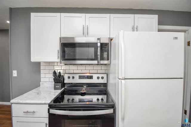 213 W 42nd St Street, Sioux Falls, SD 57105