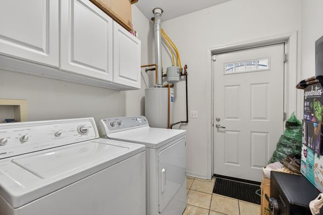 16 W 36th Street 3, Chicago, IL 60609
