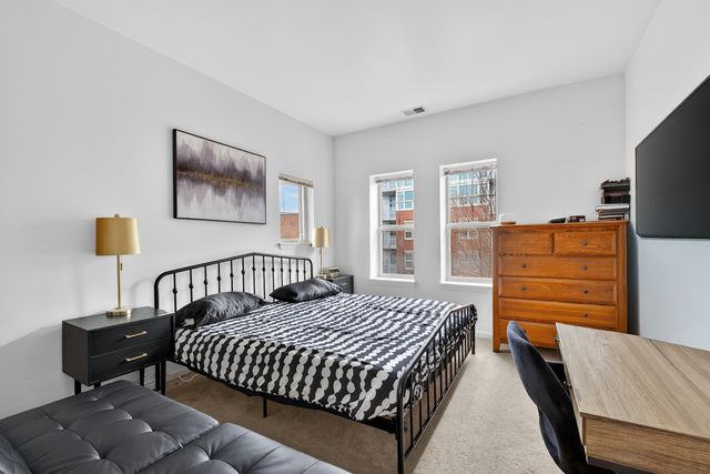 16 W 36th Street 3, Chicago, IL 60609