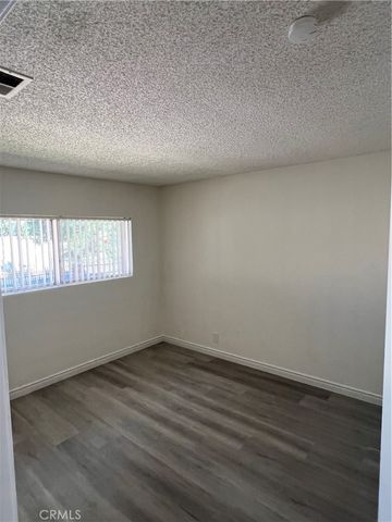 221 Grayson Way D, Upland, CA 91786