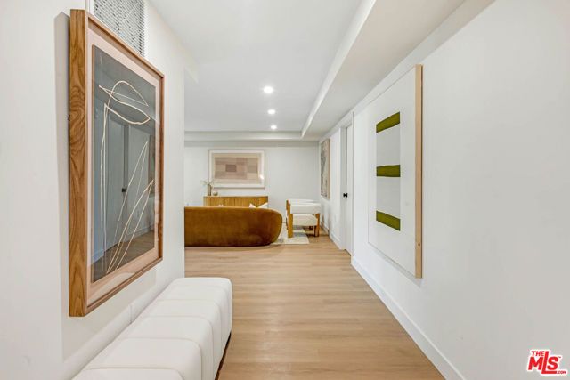 350 N Palm Drive 403, Beverly Hills, CA 90210