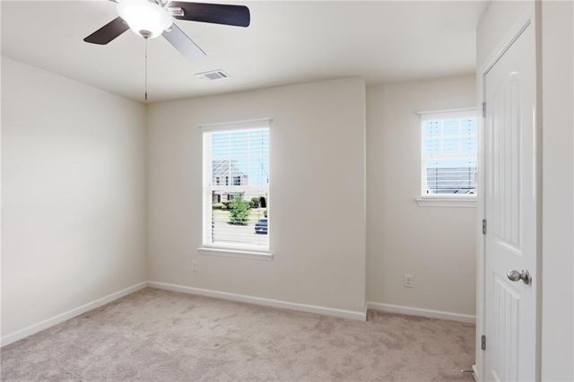 906 Donington Circle, Lawrenceville, GA 30045