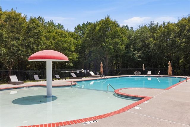906 Donington Circle, Lawrenceville, GA 30045