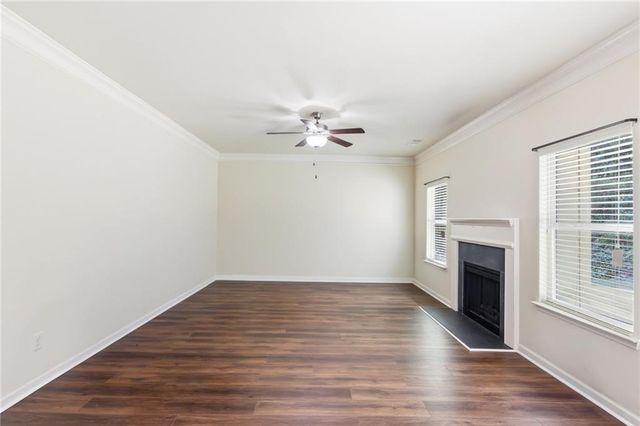 906 Donington Circle, Lawrenceville, GA 30045
