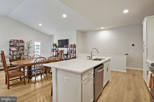 150 NORLAND KNOLL DR, Stephenson, VA 22656