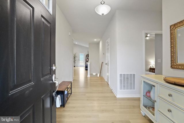 150 NORLAND KNOLL DR, Stephenson, VA 22656